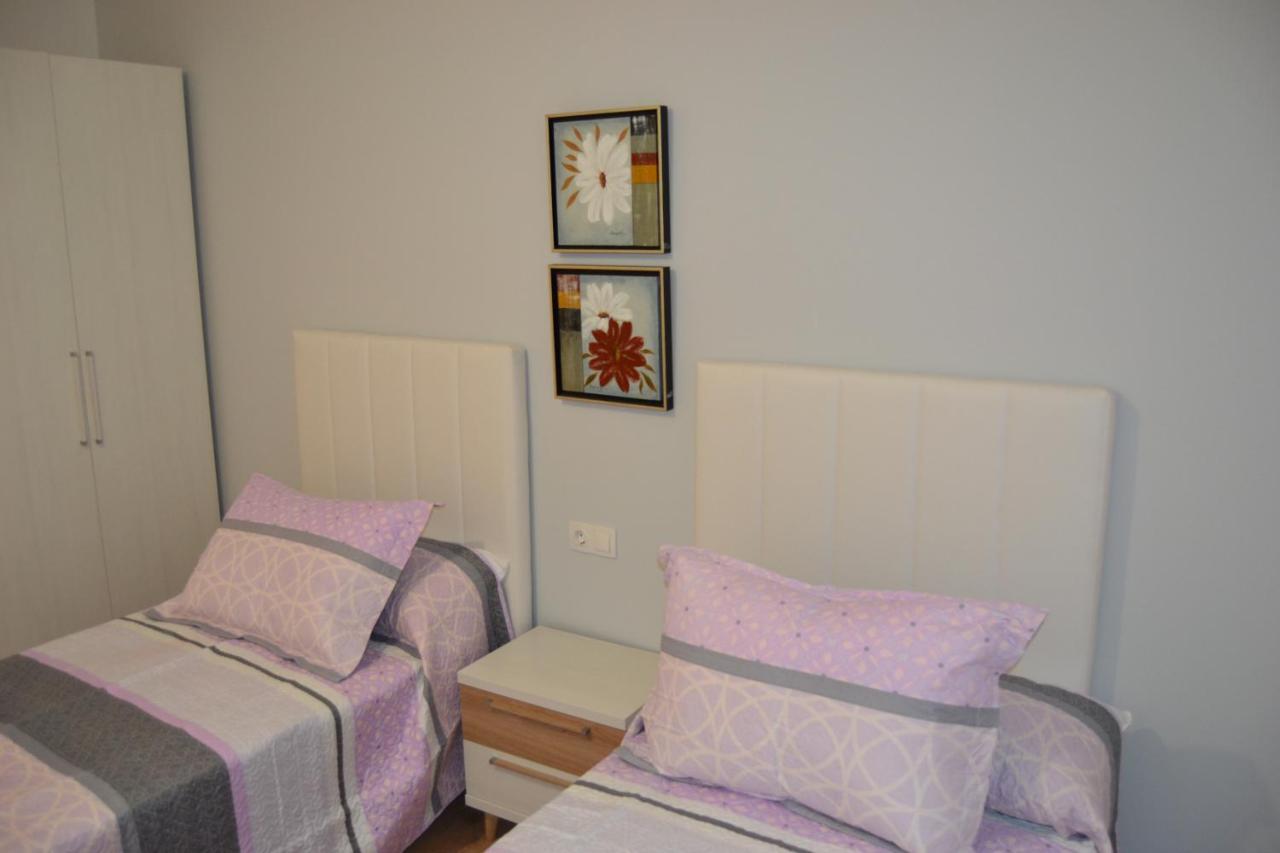 Inmoinsuas Marisol House Appartamento Sarria Esterno foto